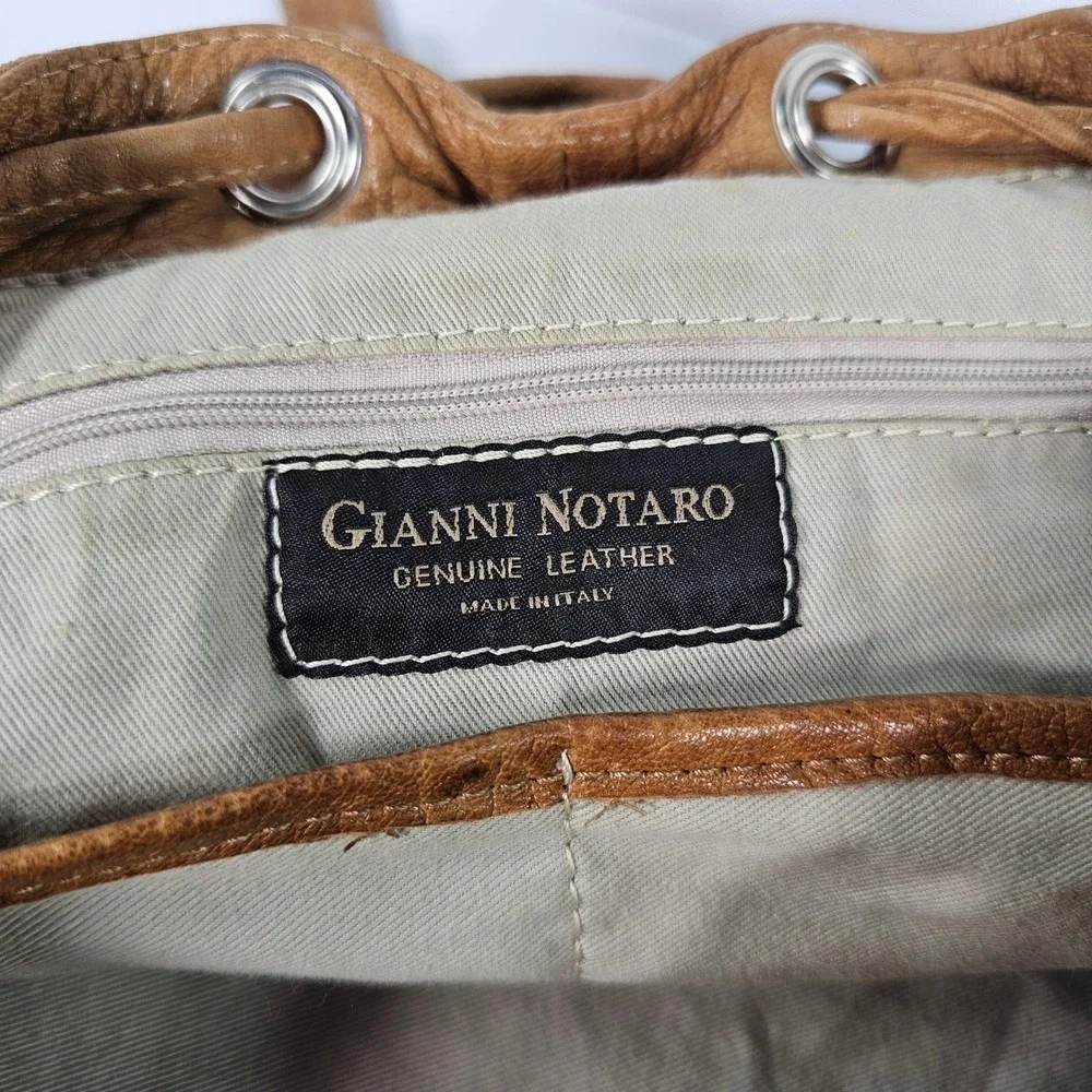 Gianni Notaro Genuine‎ Leather Distressed Brown Backpack Made in Italy Buckle